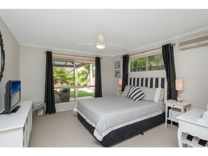 80 Coronet Crescent, Burleigh Waters QLD 4220