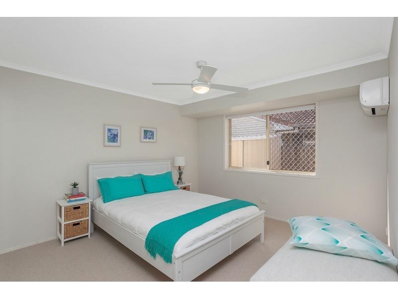 80 Coronet Crescent, Burleigh Waters QLD 4220