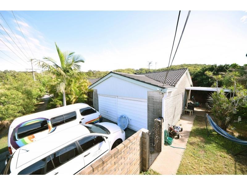 13 Tabilban Street, Burleigh Heads QLD 4220