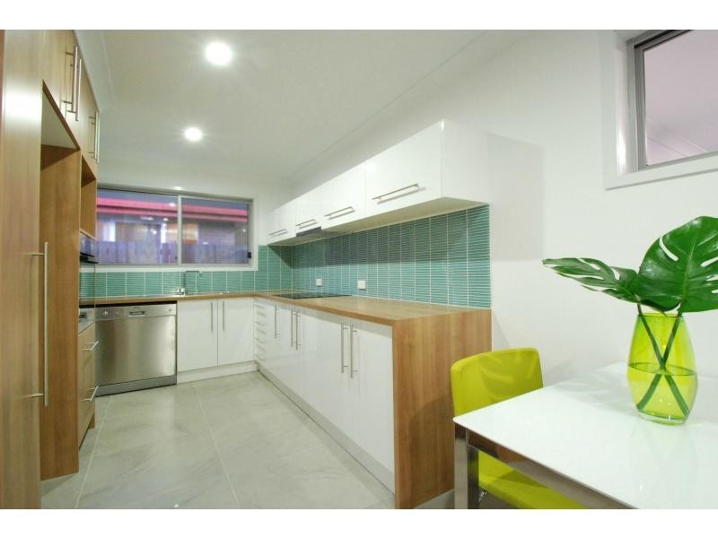 1/84 Nobby Parade, Miami QLD 4220
