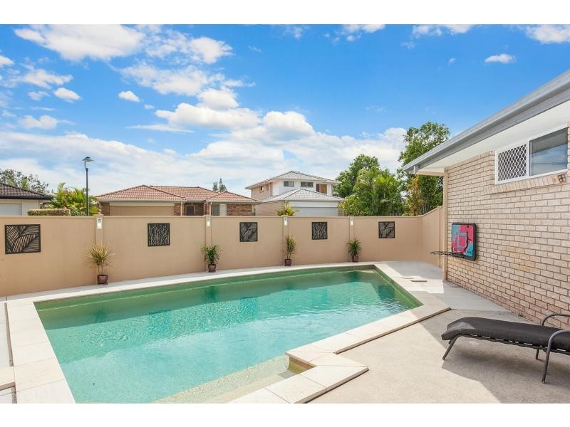43 Galeen Drive, Burleigh Waters QLD 4220