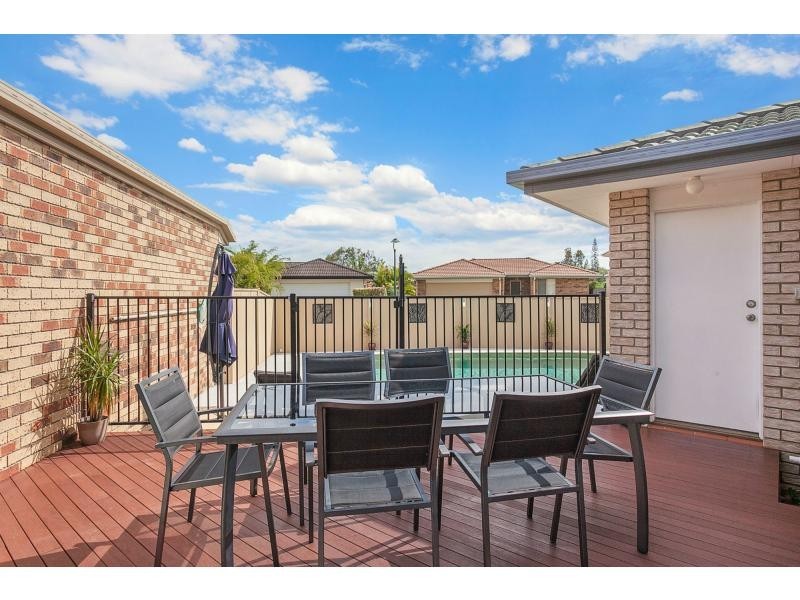 43 Galeen Drive, Burleigh Waters QLD 4220
