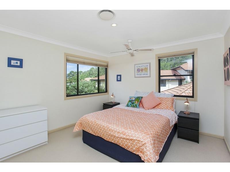 2/5 Karri Court, Burleigh Heads QLD 4220