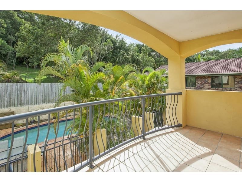 2/5 Karri Court, Burleigh Heads QLD 4220