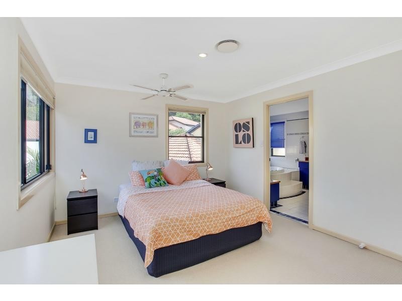 2/5 Karri Court, Burleigh Heads QLD 4220