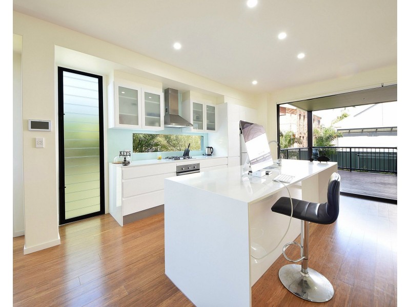 1/30 Nundah Avenue, Miami QLD 4220