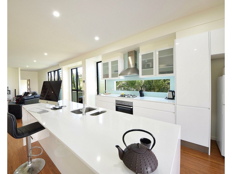 1/30 Nundah Avenue, Miami QLD 4220