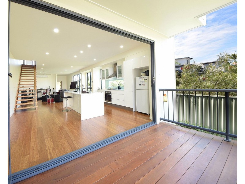 1/30 Nundah Avenue, Miami QLD 4220