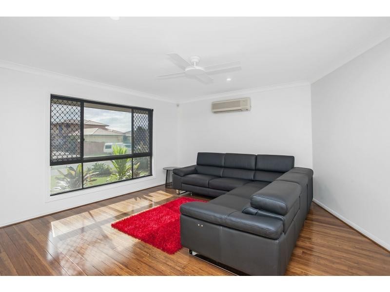 71 Dipper Drive, Burleigh Waters QLD 4220