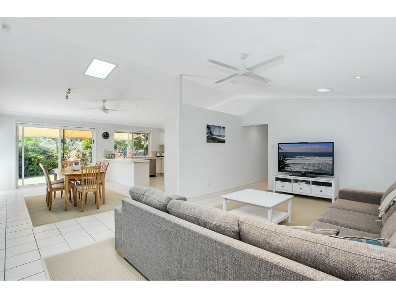 10 Merion Court, Robina QLD 4226