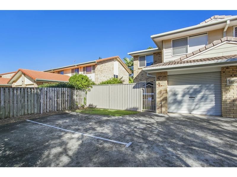 1/258 Christine Avenue, Varsity Lakes QLD 4227