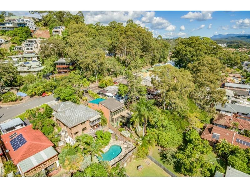 75 Hill Avenue, Burleigh Heads QLD 4220
