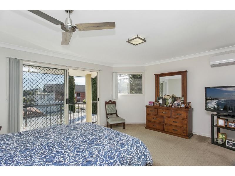 3/10 Anzac Parade, Burleigh Heads QLD 4220