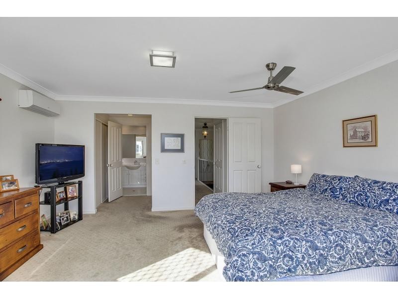 3/10 Anzac Parade, Burleigh Heads QLD 4220