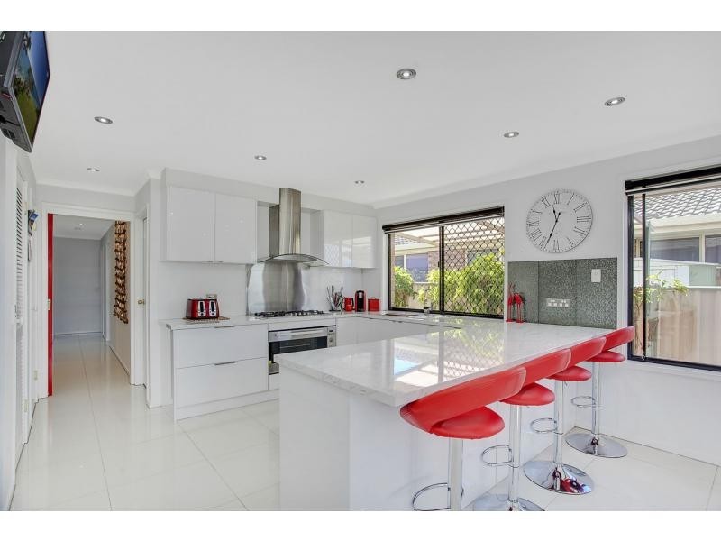 14 Penguin Parade, Burleigh Waters QLD 4220