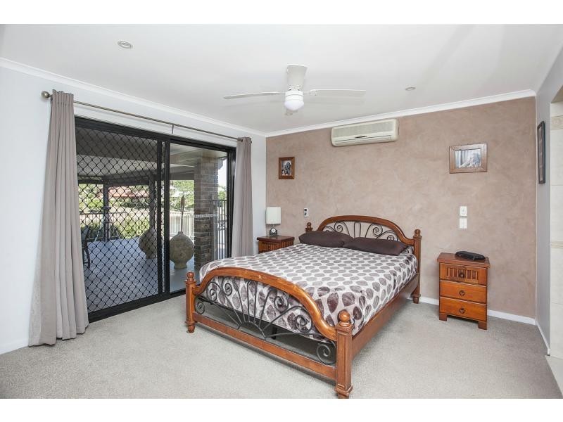 14 Penguin Parade, Burleigh Waters QLD 4220