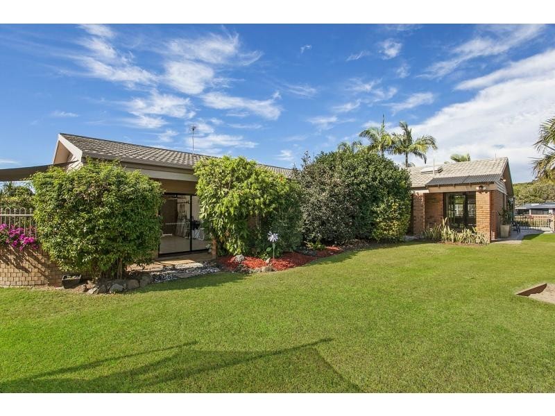 14 Penguin Parade, Burleigh Waters QLD 4220