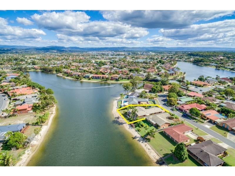 14 Penguin Parade, Burleigh Waters QLD 4220