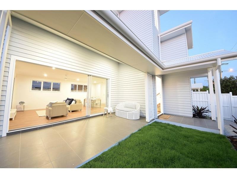 1/19 Banksia Broadway, Burleigh Heads QLD 4220