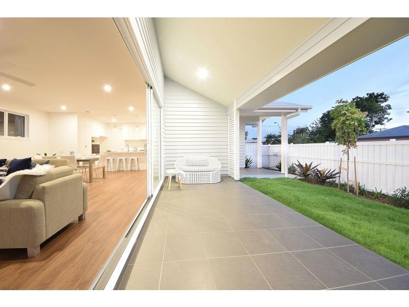 1/19 Banksia Broadway, Burleigh Heads QLD 4220