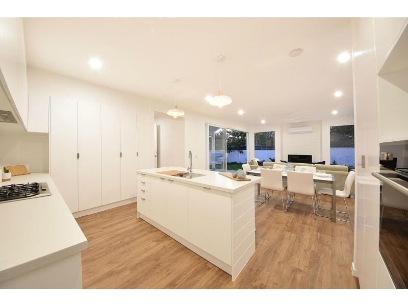 1/19 Banksia Broadway, Burleigh Heads QLD 4220
