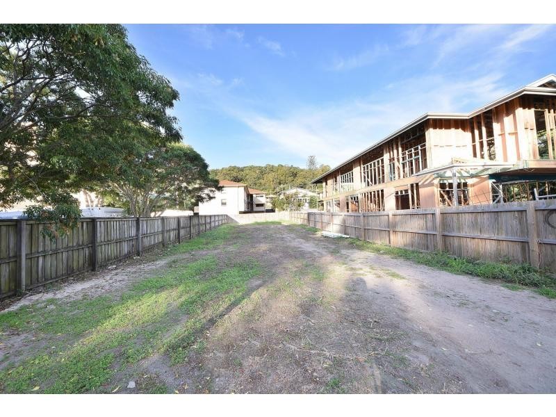 1775 Tweed Street, Burleigh Heads QLD 4220