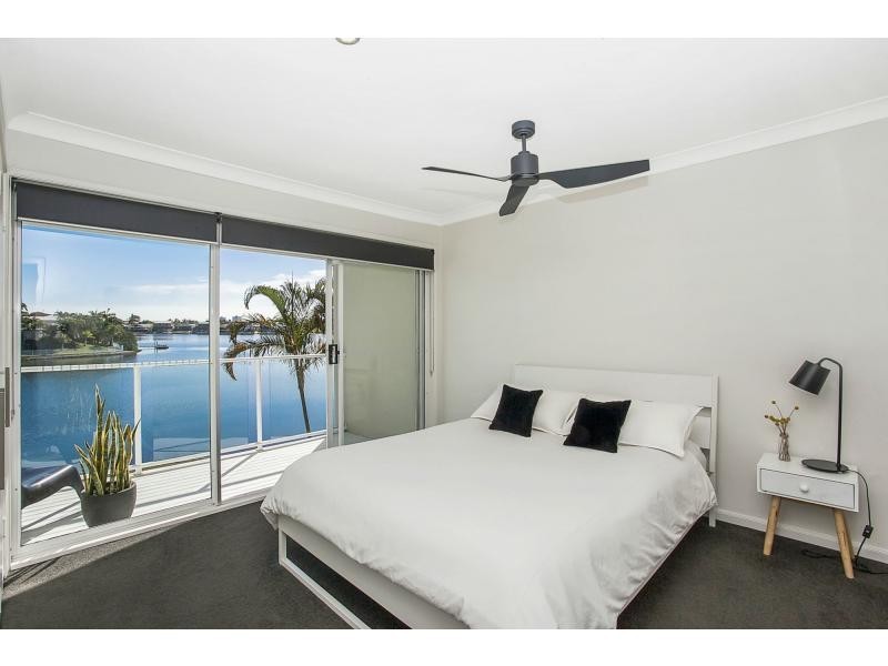 44/300 Cottesloe Drive, Mermaid Waters QLD 4218