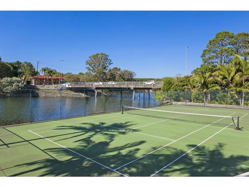 44/300 Cottesloe Drive, Mermaid Waters QLD 4218