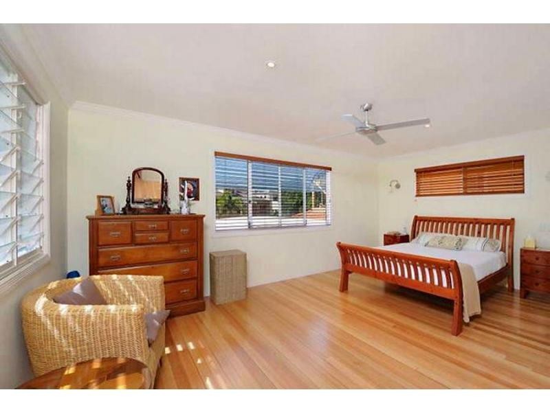 12 Messines Crescent, Miami QLD 4220