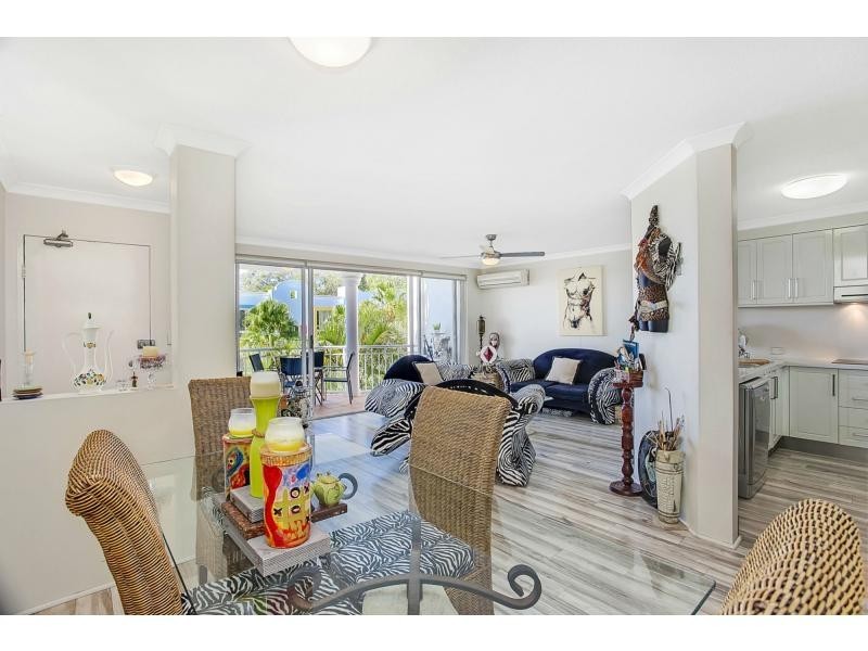 43/28 Chairlift Ave, Nobby Beach QLD 4218