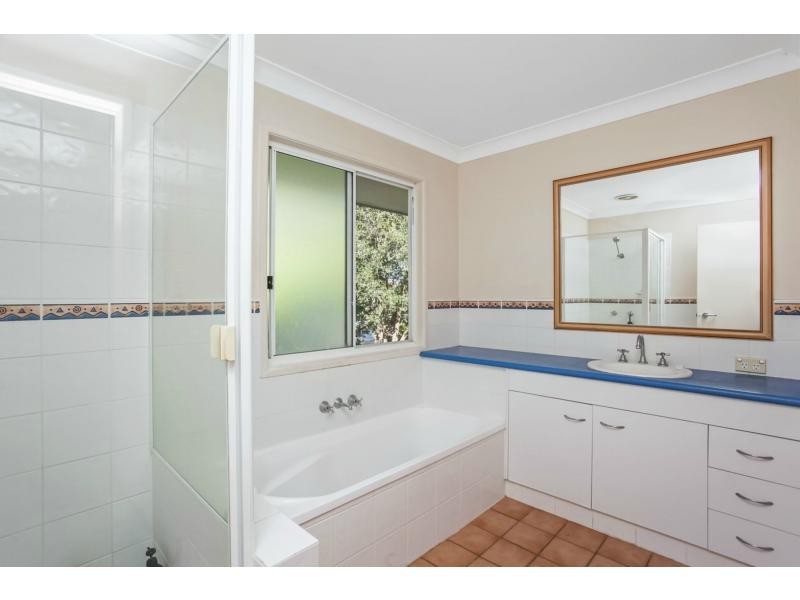 53 Seville Circuit, Burleigh Waters QLD 4220