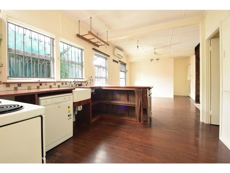 18 Acanthus Avenue, Burleigh Heads QLD 4220