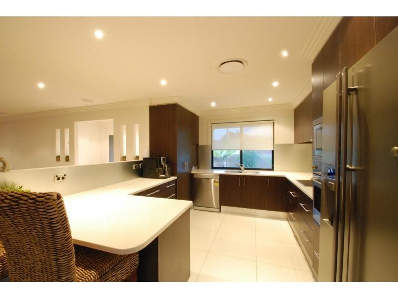 3 Avocet Avenue, Burleigh Waters QLD 4220