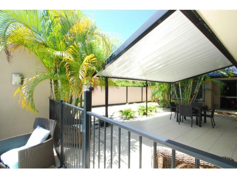 3 Avocet Avenue, Burleigh Waters QLD 4220