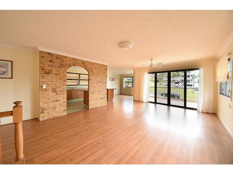 1/36 Ewart Street, Burleigh Heads QLD 4220