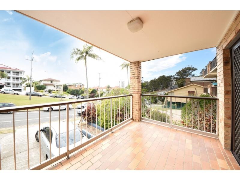 1/36 Ewart Street, Burleigh Heads QLD 4220