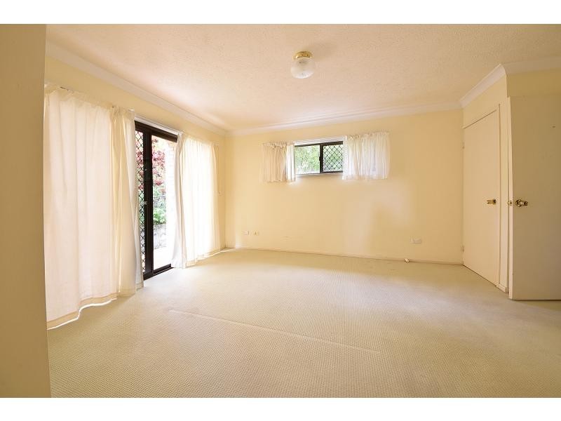 1/36 Ewart Street, Burleigh Heads QLD 4220