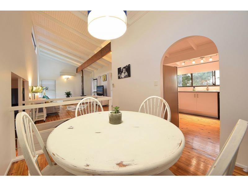 17 Larentia Street, Currumbin Waters QLD 4223