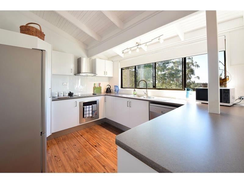 17 Larentia Street, Currumbin Waters QLD 4223