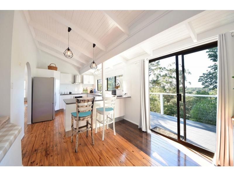 17 Larentia Street, Currumbin Waters QLD 4223