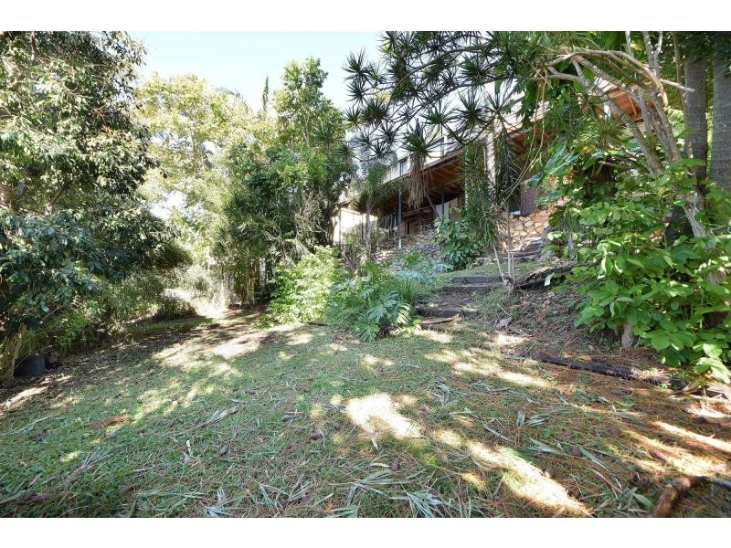 17 Larentia Street, Currumbin Waters QLD 4223