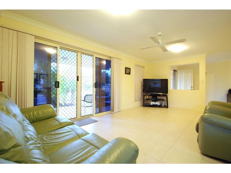 2/13 Olympus Drive, Robina QLD 4226
