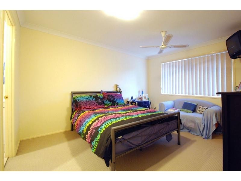 2/13 Olympus Drive, Robina QLD 4226