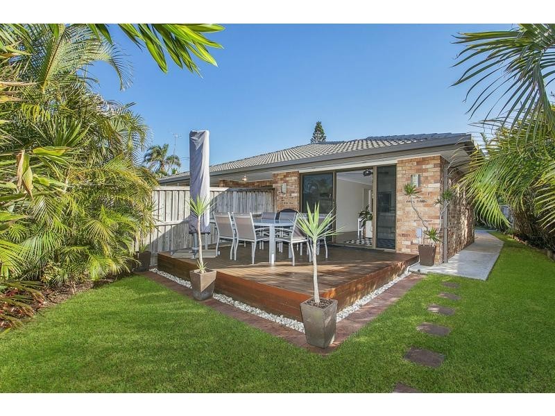 13a Macaw Avenue, Miami QLD 4220