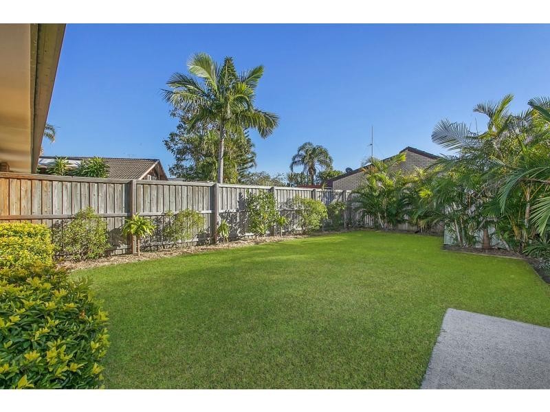 13a Macaw Avenue, Miami QLD 4220