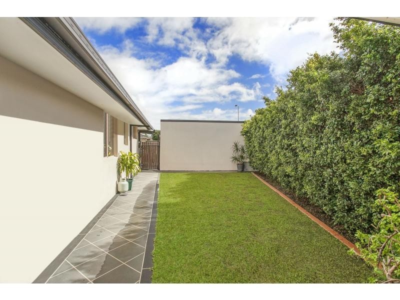 11 Ballerina Street, Burleigh Waters QLD 4220