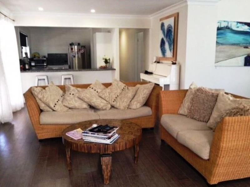 156 Sunshine Parade, Miami QLD 4220