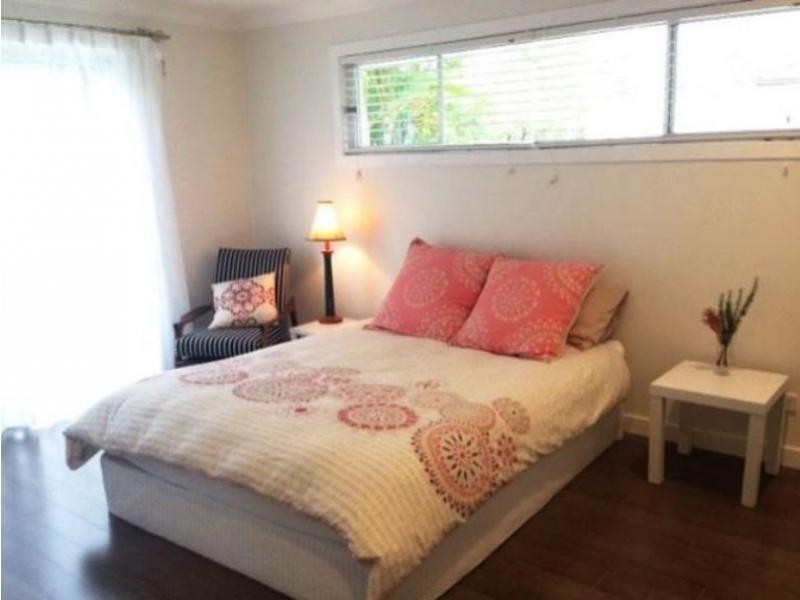 156 Sunshine Parade, Miami QLD 4220