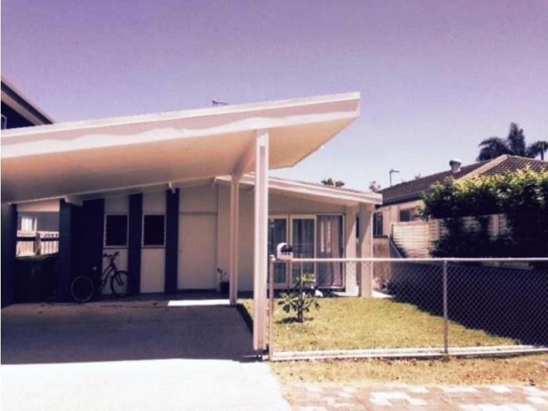 156 Sunshine Parade, Miami QLD 4220