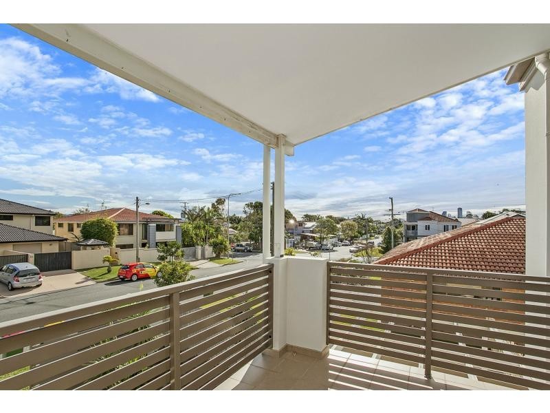 1/41 Dolphin Avenue, Mermaid Beach QLD 4218